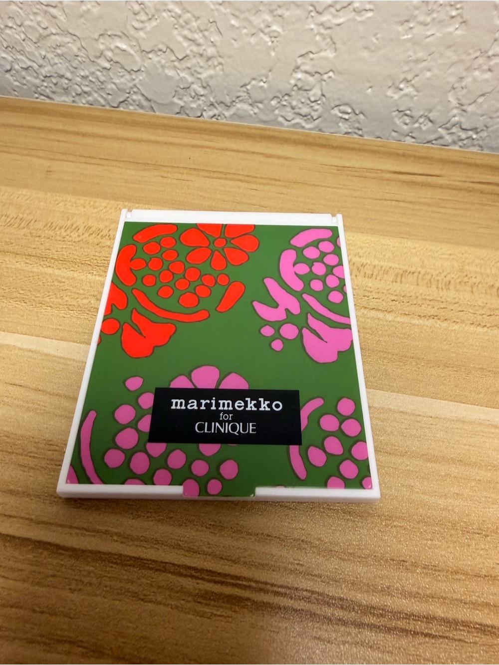 Marimekko for Clinique Floral Green Compact Mirror Limited Edition Square 4”x3”